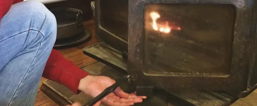 Fireplace Door Installation And Replacement Contractors in Boucherville, QC