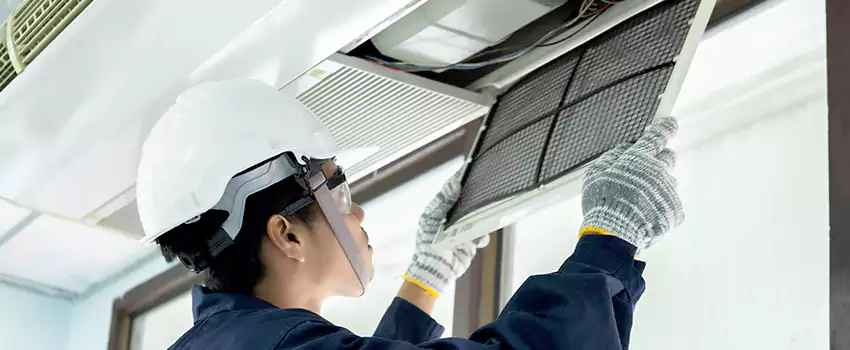 Signs of Clogged Air Ducts in Boucherville, QC