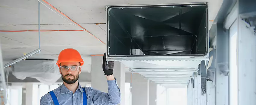 Insulated Damaged Ductwork Repair Services in Boucherville, QC